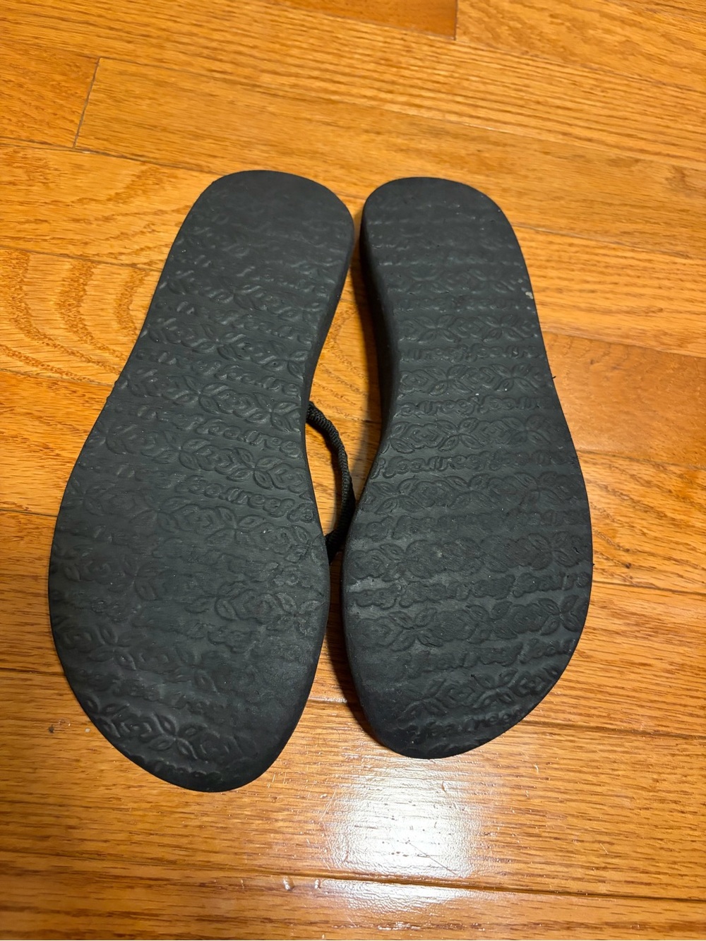 Reef Black Women's Flip Flop Sandals - Simple Slip-On Style